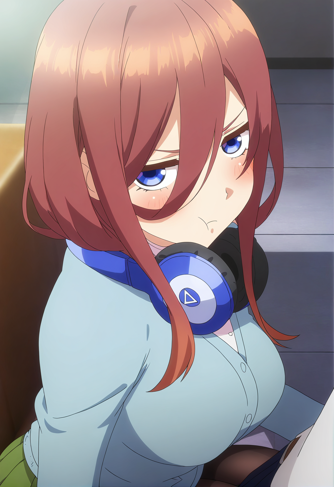 sharp focus, pixiv masterpiece, source_anime, score_9, score_8_up,  score_7_up, score_6_up, absurd res, BREAK
<lora:Miku_Nakano_Illustrious_v44-000013:0.9>,M1kuNakan0_Illu, 1girl, solo, headphones, light_blue_shirt, green mini-skirt, tights, sunny, pouting, pov, looking at viewer