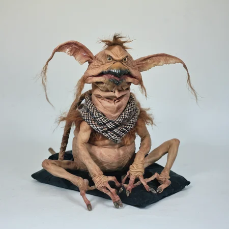 score_9, score_8_up, score_7_up, source_photo, source_anime <lora:salacious_b_crumb:1> salaciousbcrumb, creature, wearing long woolen stripped scarf