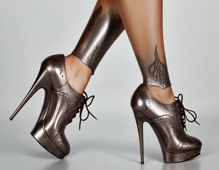 iron high heels oxford
iron leg, iron skin