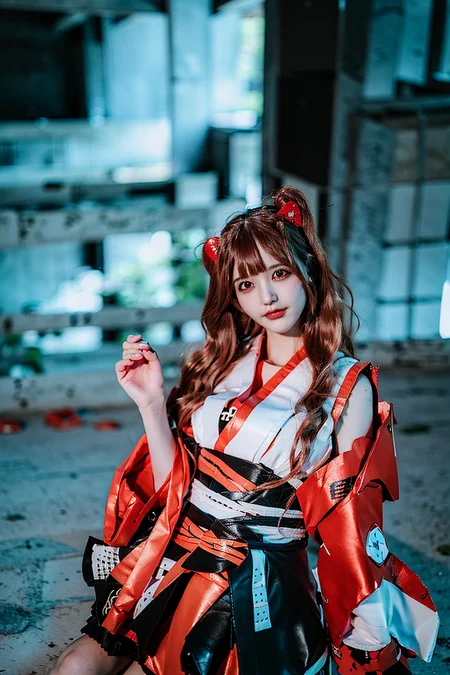 best quality, ultra high res, (photorealistic:1.4), 1girl, miko, shrine maiden, bare shoulders, white hakama, red skirt, closeup, (light brown hair:1), looking at viewer, outdoors, <lora:japaneseDollLikeness_v10:0.66> <lora:aki8:1>