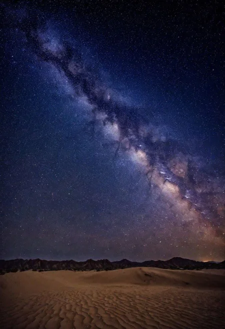 Chiahuahuan desert under a protected Dark Sky. Lying, see the bands of the milky way. Milky Way, Night sky