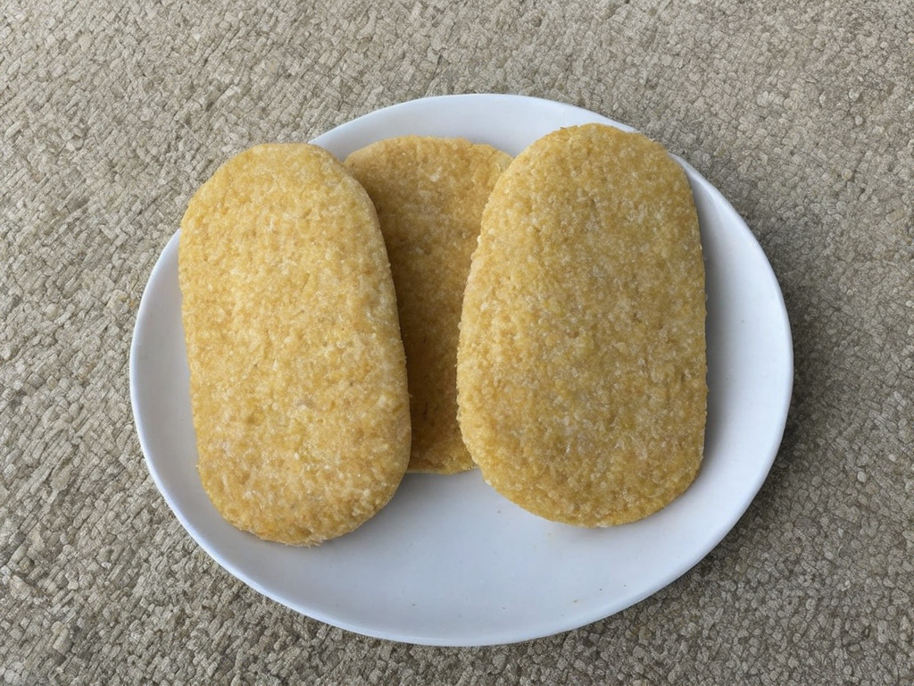 table.senbeitext in place ,  <lora:senbei:0.85>