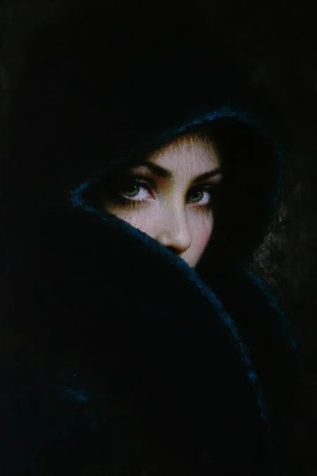 talo1 painting.
Close-up of a woman's face. The artwork is rendered in rich, dark, and moody tones, with a focus on texture and light. The woman's face is partially obscured by a dark, heavy coat or hat, which covers most of her face, leaving only her piercing green eyes and a small portion of her forehead visible. <lora:talo1_cap_d6a3e15:1.0><lora:828744795091419337:0>