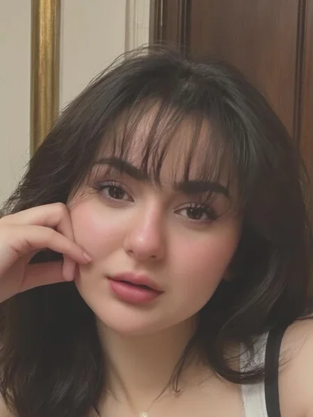 FLUX hania aamir
