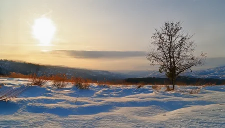 snowy landscapes,outdoors,no humans,scenery,<lora:Snowy Landscapes:1>,, masterpiece, best quality,