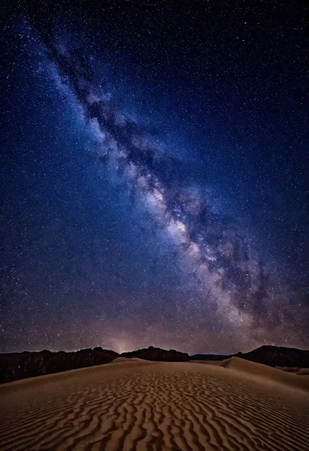 Chiahuahuan desert under a protected Dark Sky. Lying, see the bands of the milky way. Milky Way, Night sky