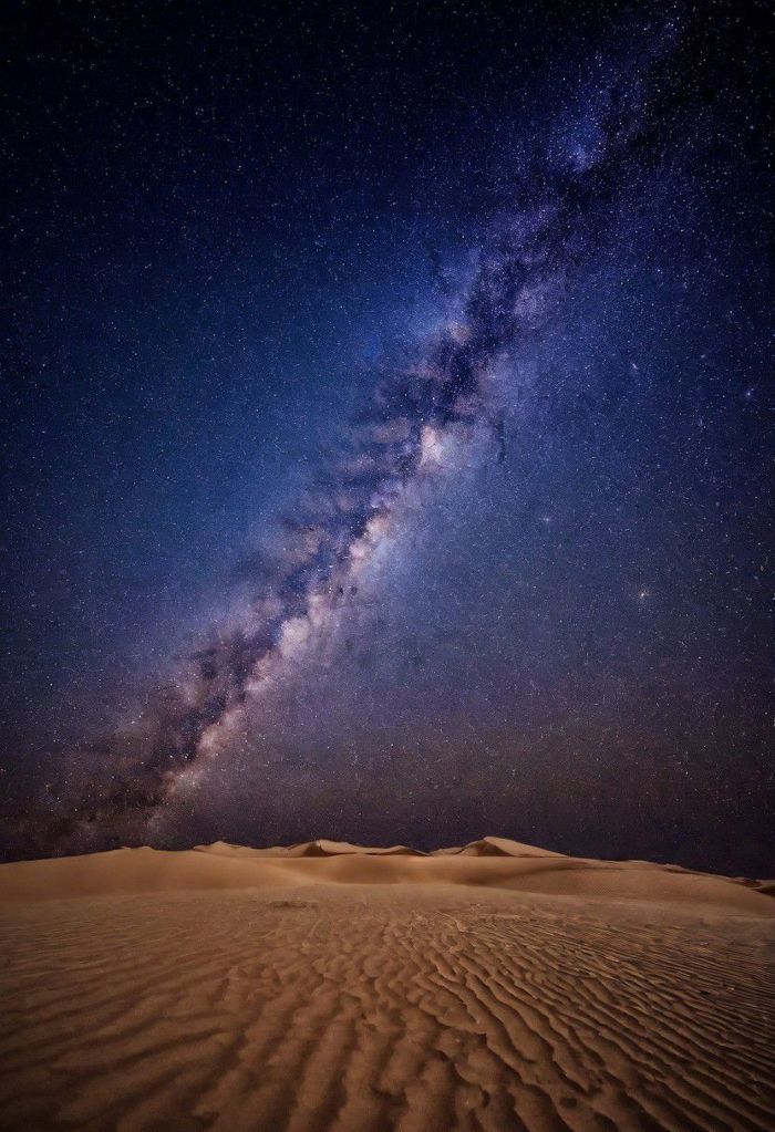 Chiahuahuan desert under a protected Dark Sky. Lying, see the bands of the milky way. Milky Way, Night sky