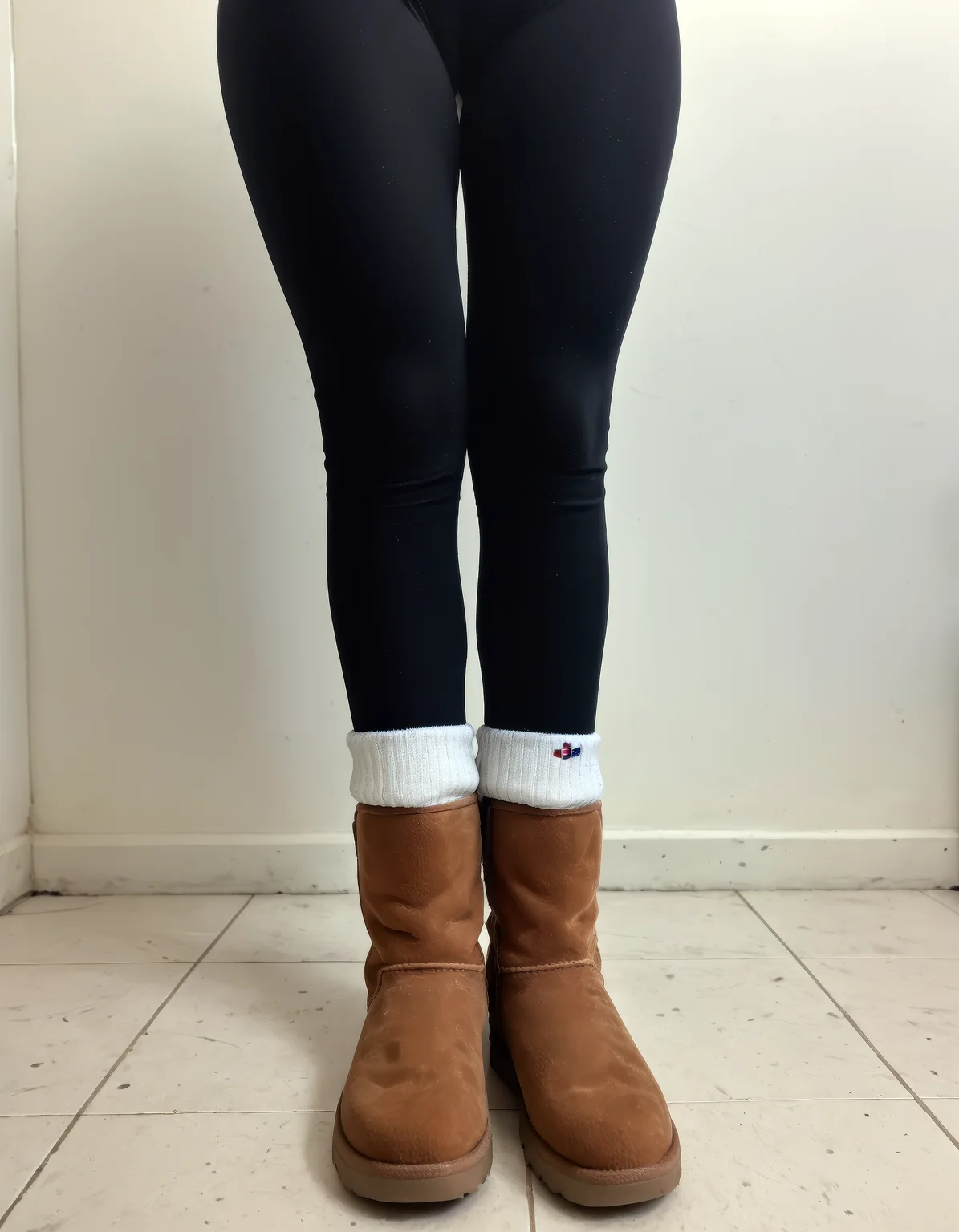 score_9, score_8_up, score_7_up, 1girls, standing, close-up, ugglsleggings, leggings, boots, socks <lora:pony_uggsleggings:1>