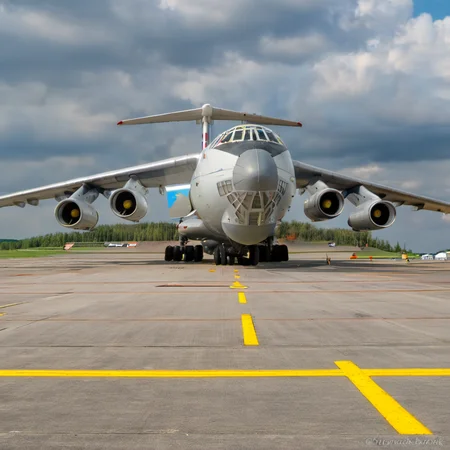 close up il_76 on runway <lora:il_76:1>