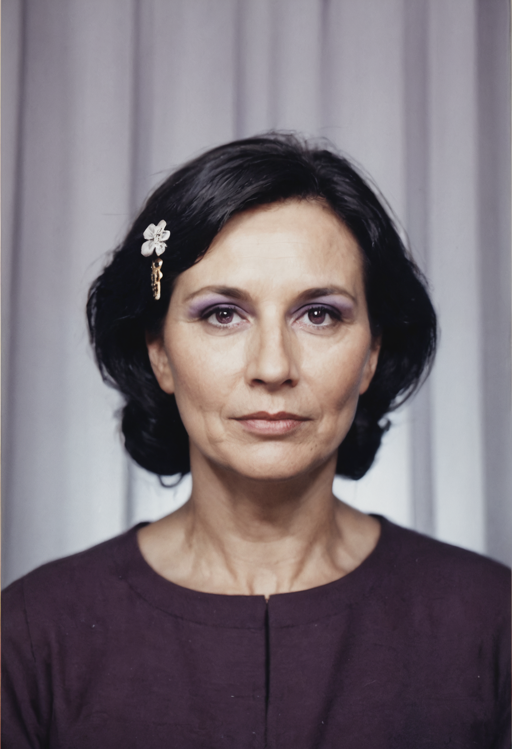 score_9, score_8_up, score_7_up, source_photo, photomaton, 1girl, mother, mature, portrait, Rectangular head, black_hair, hairclip, gloom (expression), rating_safe, Royal Purple Hues curtains, <lora:pony/photomaton_r1:0.6000000000000001>