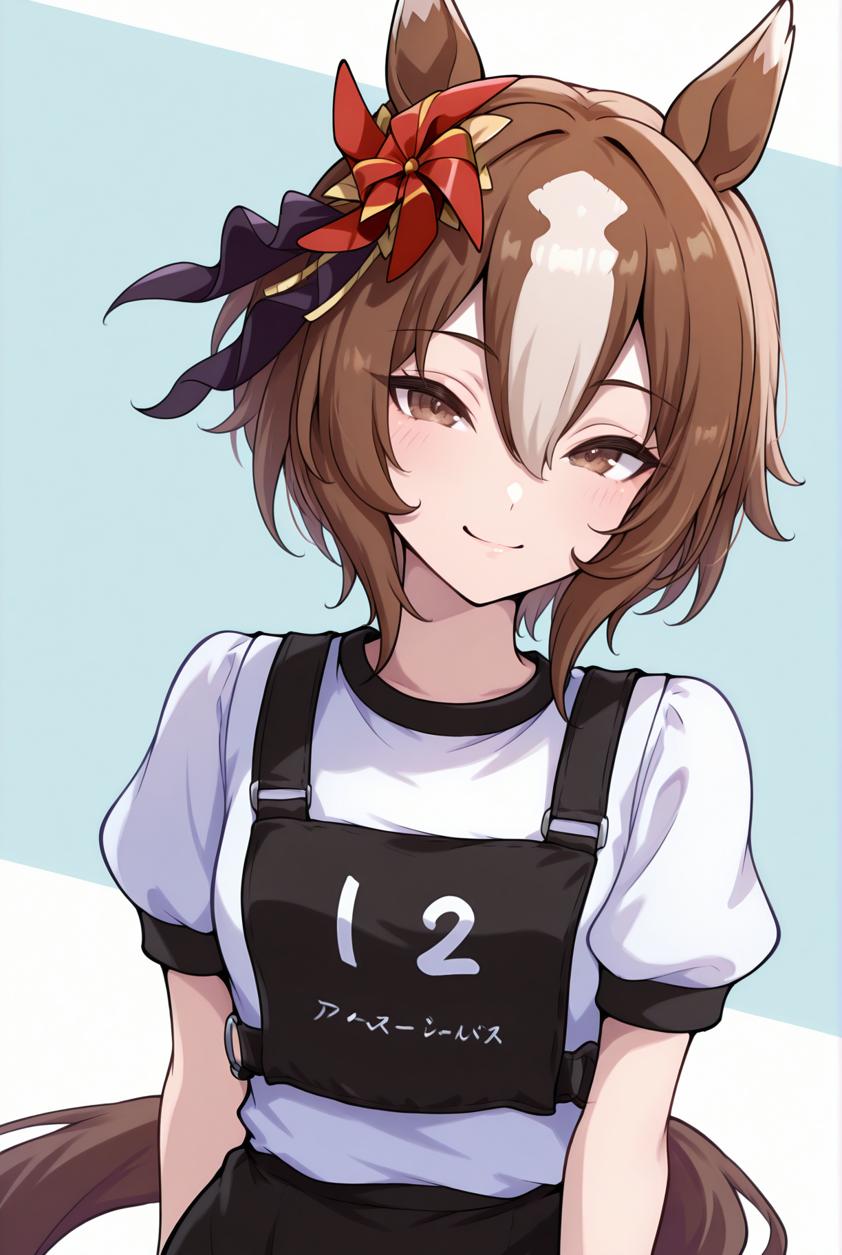 (masterpiece, best quality, newest, absurdres, highres),
dutch angle, looking at viewer, smile, number on vest is 20,
ynmtk, horse ears, horse tail, small breasts, brown eyes, two-tone hair, brown hair, white hair, hair between eyes, short hair, pinwheel hair ornament, umaRace, black shorts, white gym shirt, puffy short sleeves, black race vest, upper body,
<lora:Hoseki_UmaMusume_YaenoMuteki_IllustriousXL_v1:1> <lora:UmaRaceILV1:1>
