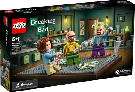 LEGO set box of Breaking bad with Heisenberg and Jessy pinkman in a drug laboratory