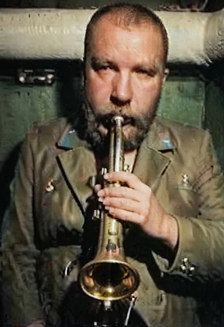 score_9, score_8_up, score_7_up,
solo, photo real, masterpiece,
absurdes, ultra detailed, amazing quality,
detailed eyes, perfect hands, detailed fingers, photography, film grains, grainy, zlnyslnk,
phvshy, short blond hair, short blond beard, brown military jacket,
detailed face, detailed eyes,
fat, happy face, looking at viewer,
underground, basement, (green walls), pipes, indoors,
unique angle, dramatic angle, brown military jacket,
trumpet, playing trumpet