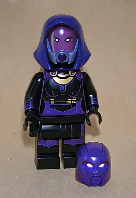 LEGO MiniFig, zavy-tali, mask-on,