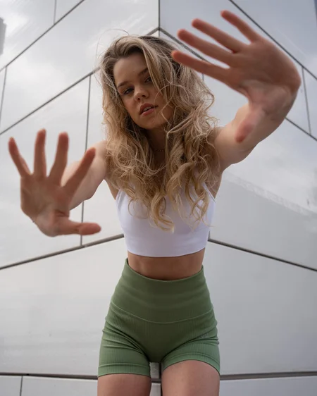 Lea Pietsch aka Loos kanal (FLUX)